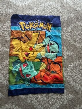 Pokémon Pikachu, Bulbasaur, Squirtle & Charmander Beach Towel - Multicolor